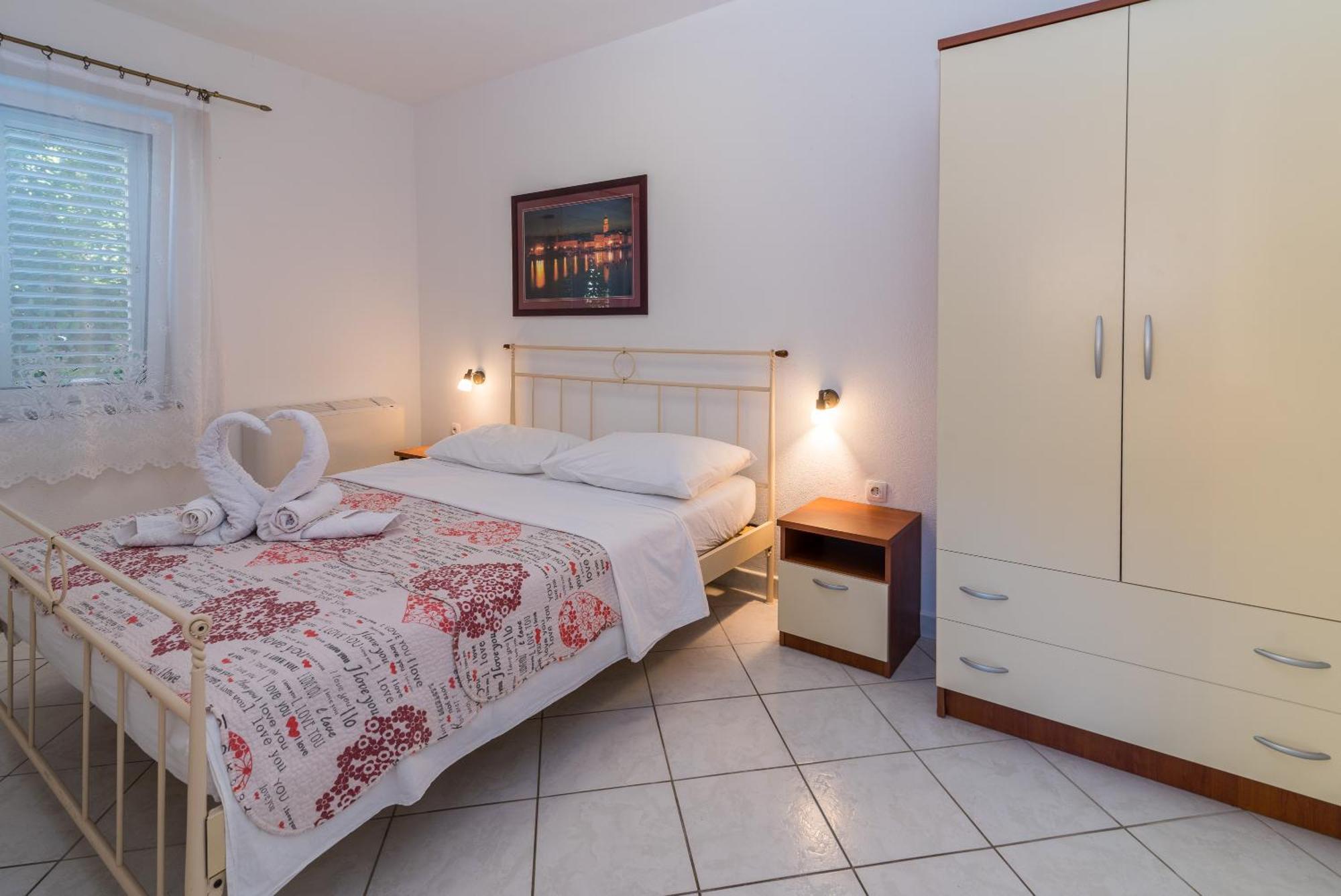Apartments Irena Krk คิร์ก ห้อง รูปภาพ