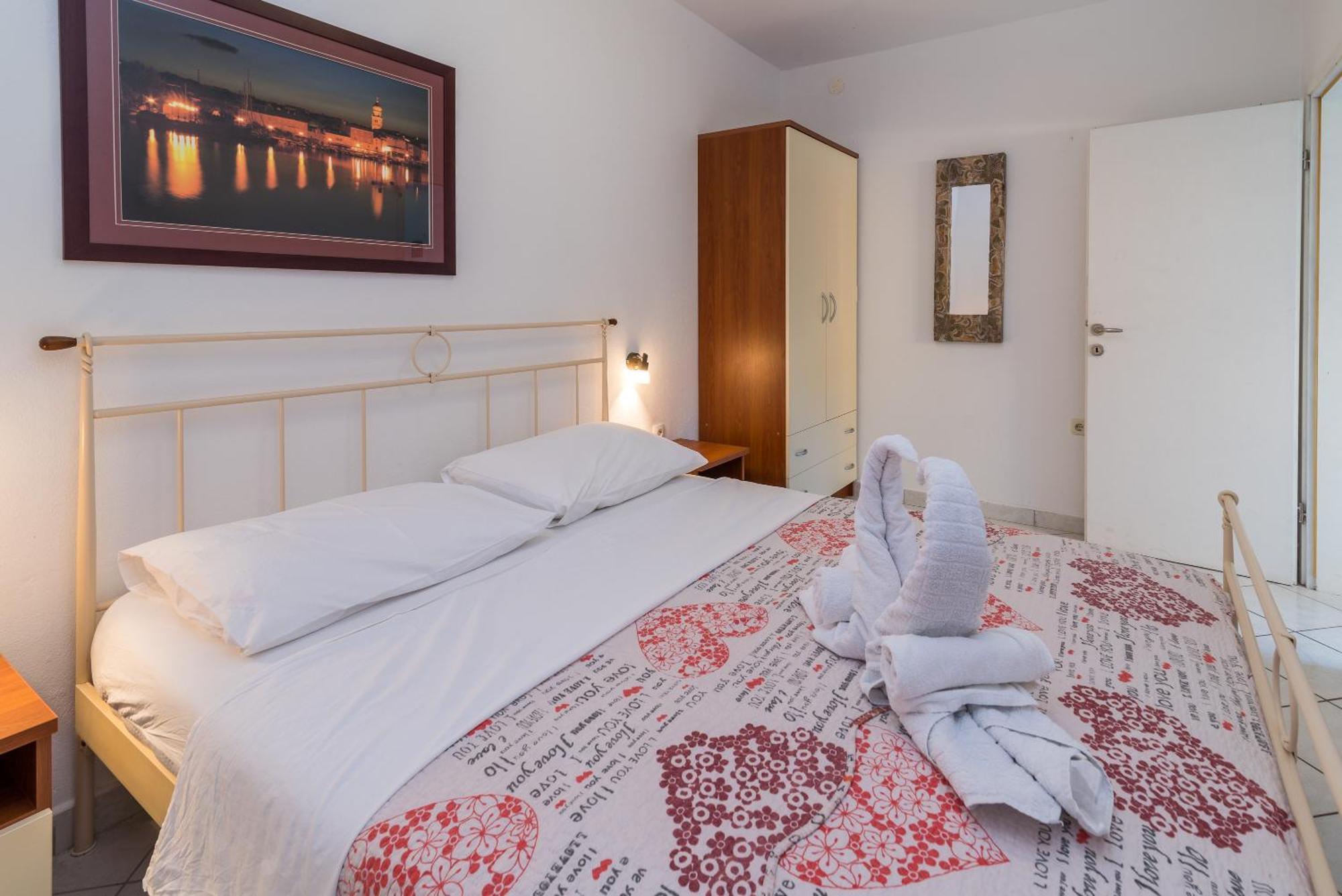 Apartments Irena Krk คิร์ก ห้อง รูปภาพ