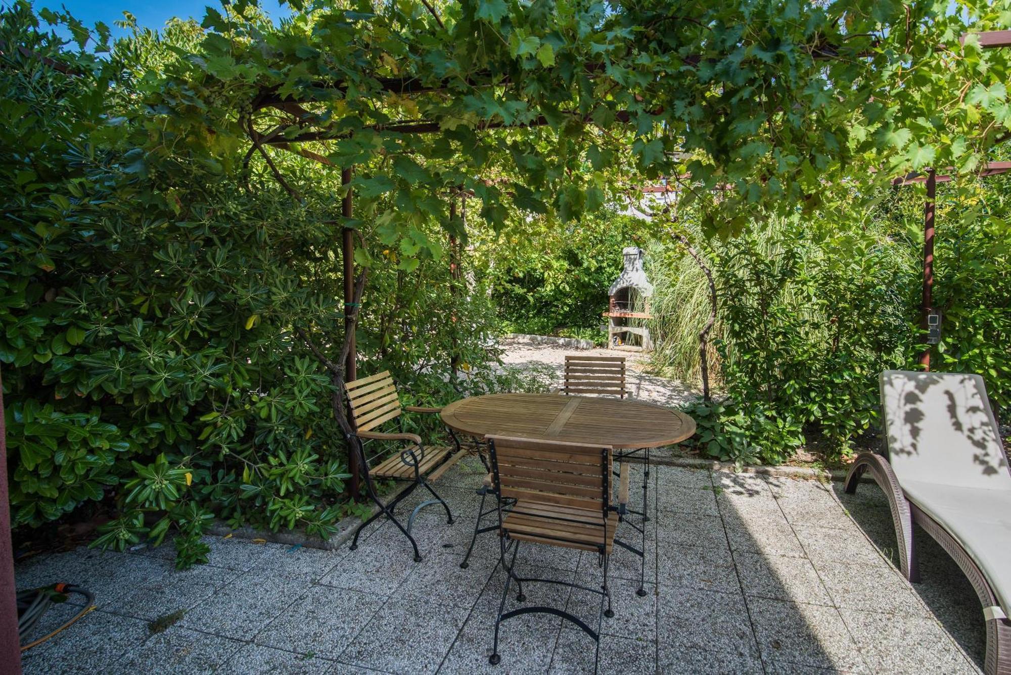 Apartments Irena Krk คิร์ก ห้อง รูปภาพ