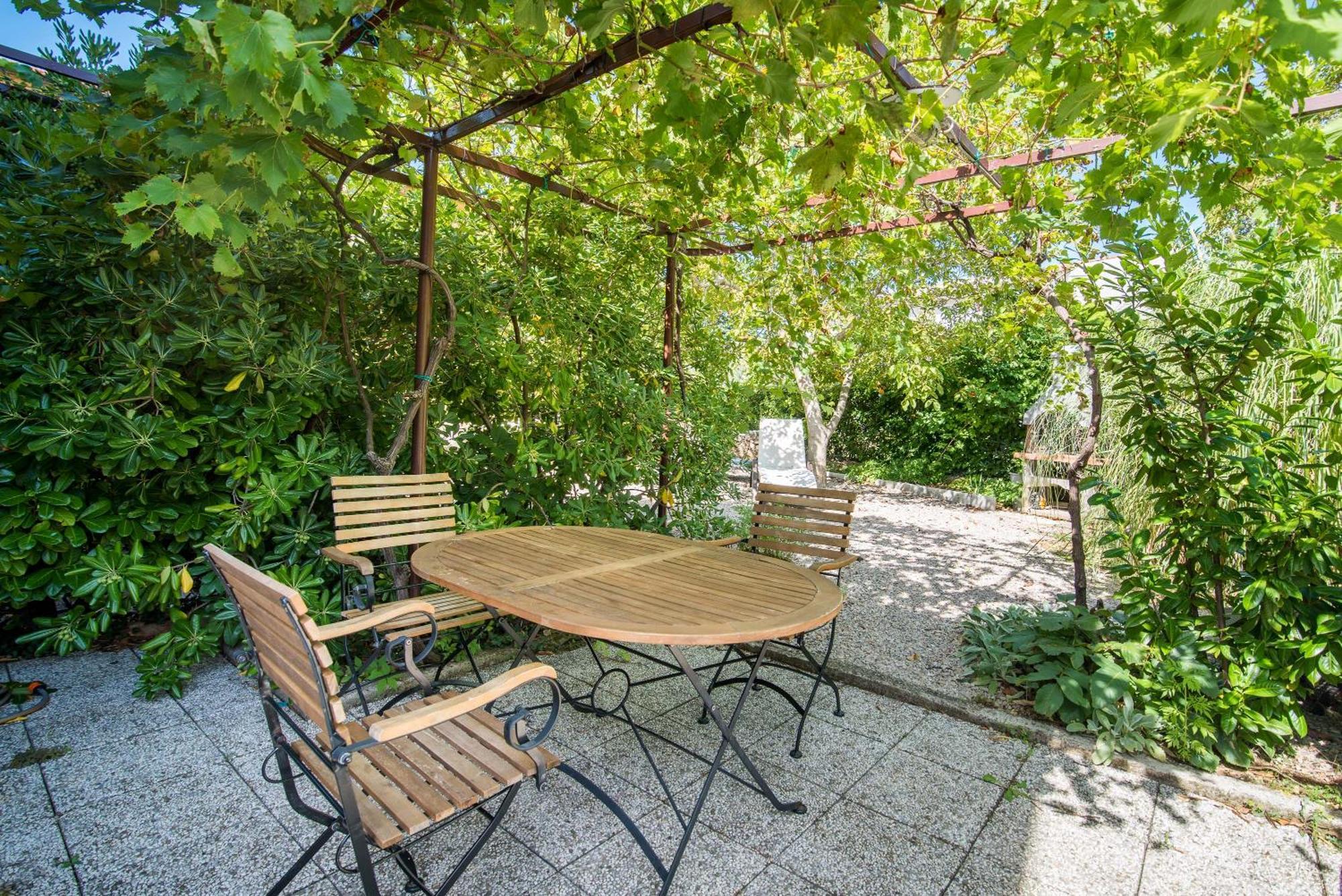 Apartments Irena Krk คิร์ก ห้อง รูปภาพ